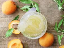 Gel démaquillant huileux Abricot & Muguet