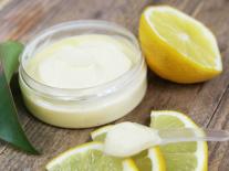 Crème mains au citron éclaircissant et anti-tâches