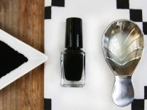 Vernis à ongles Black Réglisse