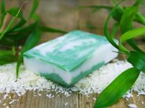 Savon exfoliant Pureté végétale aux Perles de Bambou