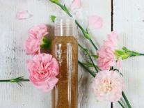 Gelée nettoyante et exfoliante Aloe & Rose musquée