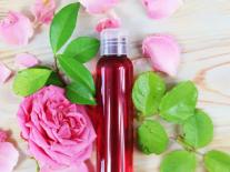 Eau micellaire aux Fleurs de Rose et de Jasmin revitalisantes