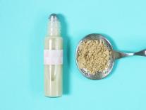 Roll-on yeux anti-cernes anti-poches