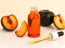 Huile de soin anti-âge pour le contour des lèvres Prune & Coenzyme Q10