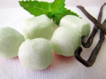 Bonbons de bain effervescents Prune, Vanille & Menthe douce