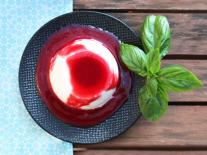 Panna cotta Cassis & Basilic