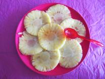 Carpaccio d'Ananas au Miel et au Gingembre