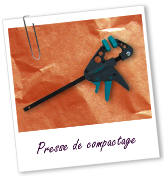 Matériel de compactage : Presse de compactage Aroma-Zone Matériel de compactage : Presse de compactage Aroma-Zone