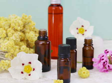 Comment lutter contre les vergetures avec les huiles essentielles ?