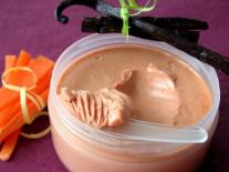 Beurre de bronzage satinant pour le corps Vanille & Carotte